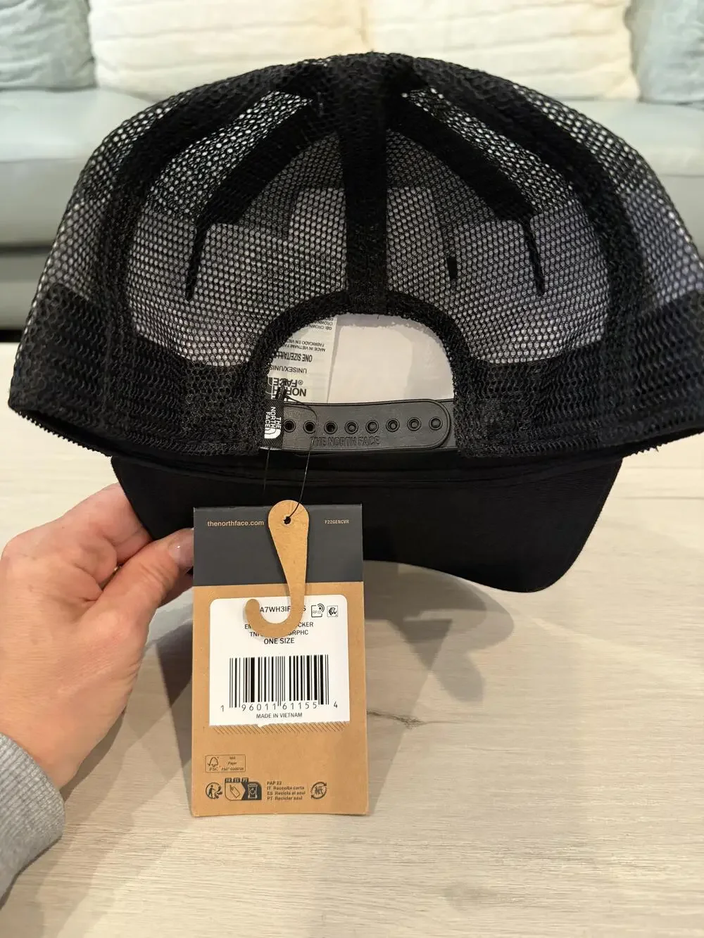 The North Face Hat Cap Snap Back Mens One Size Black Mudder Trucker Bear Graphic